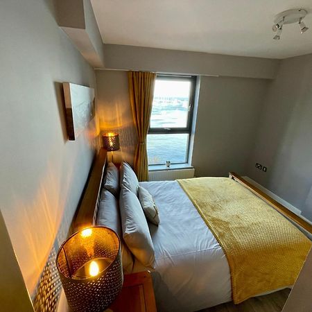 אדינבורו Corinthian Quay Apartment מראה חיצוני תמונה